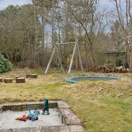 With Fire Pit And Space To Play Prázdninový dům *